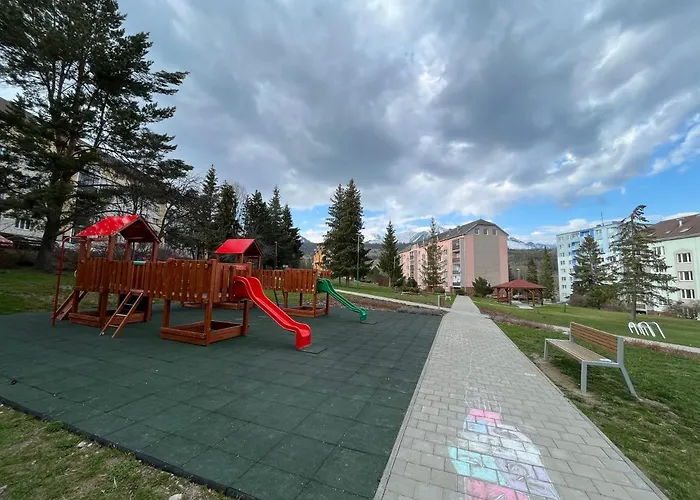 Pod Stitmi Vysokych Tatier Tatranska Strba