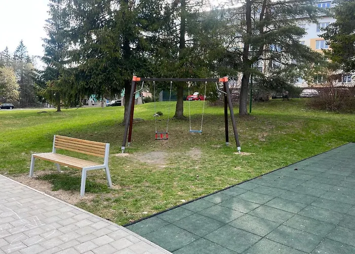 Pod Stitmi Vysokych Tatier * Tatranska Strba